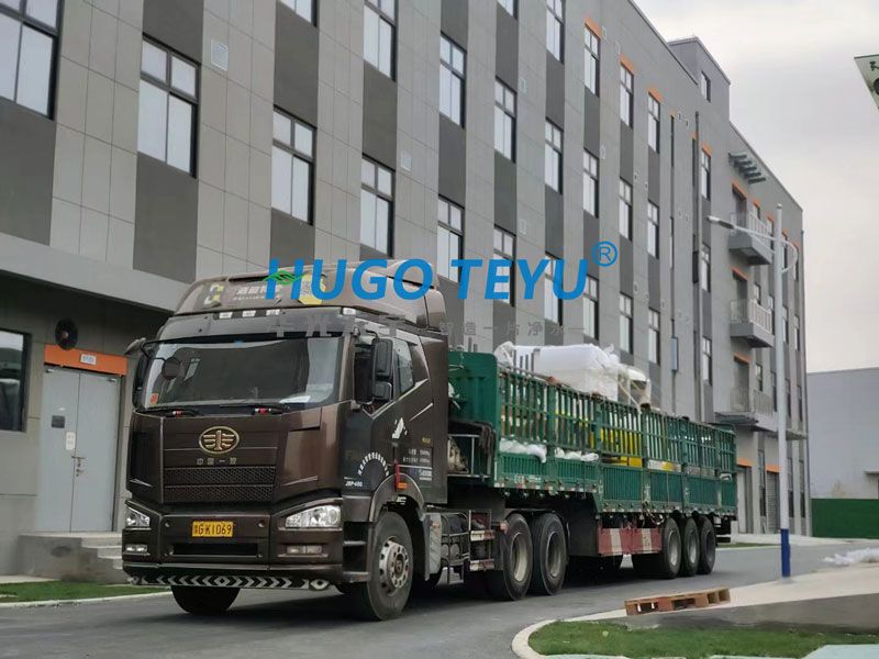 水處理設(shè)備到達客戶現(xiàn)場